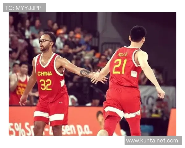 塞尔维亚与瑞士上半场激战回顾球员表现与战术分析