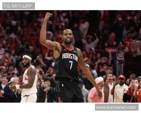 2005年NBA季后赛火箭队与开拓者队激战回顾与精彩瞬间分析