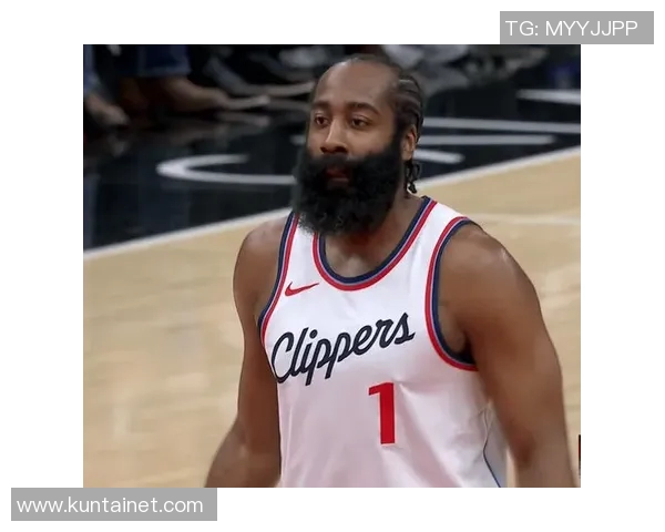 哈登单场41分力克勇士展现绝佳状态助球队逆转胜利