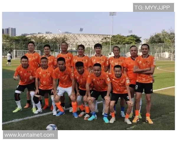 鹏城对决湘涛深圳足球激情碰撞展现无限可能